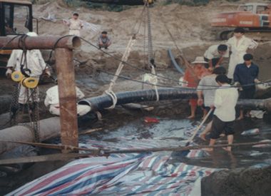 平湖油田海管修复项目（2002年--中海油）